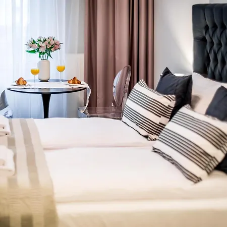 Serenity - Old Town By Friendly Апарт-отель