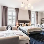 Апарт-отель Serenity - Old Town By Friendly