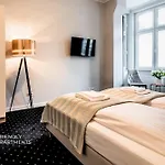 Serenity - Old Town By Friendly 4* Poznan