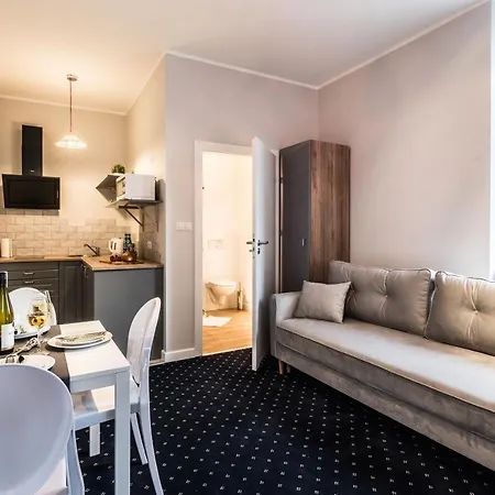 Serenity - Old Town By Friendly 4* Poznan
