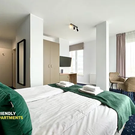 Serenity - Old Town By Friendly פוזנן