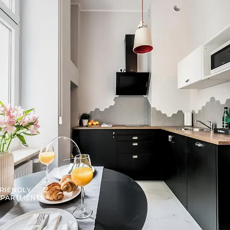 Serenity - Old Town By Friendly بوزنان