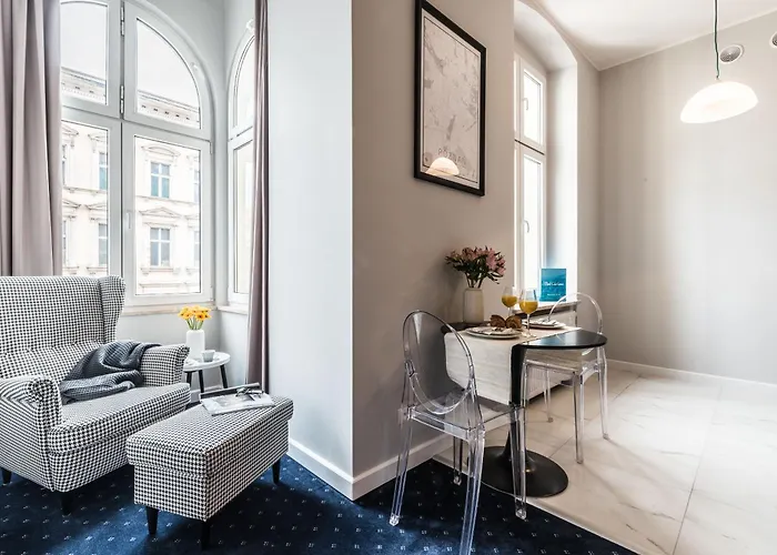 Serenity - Old Town By Friendly 4*